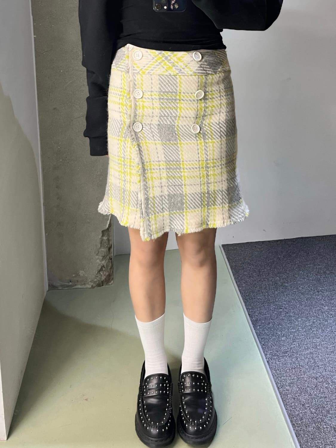 꾸레쥬 체크 랩 스커트 상품이미지1