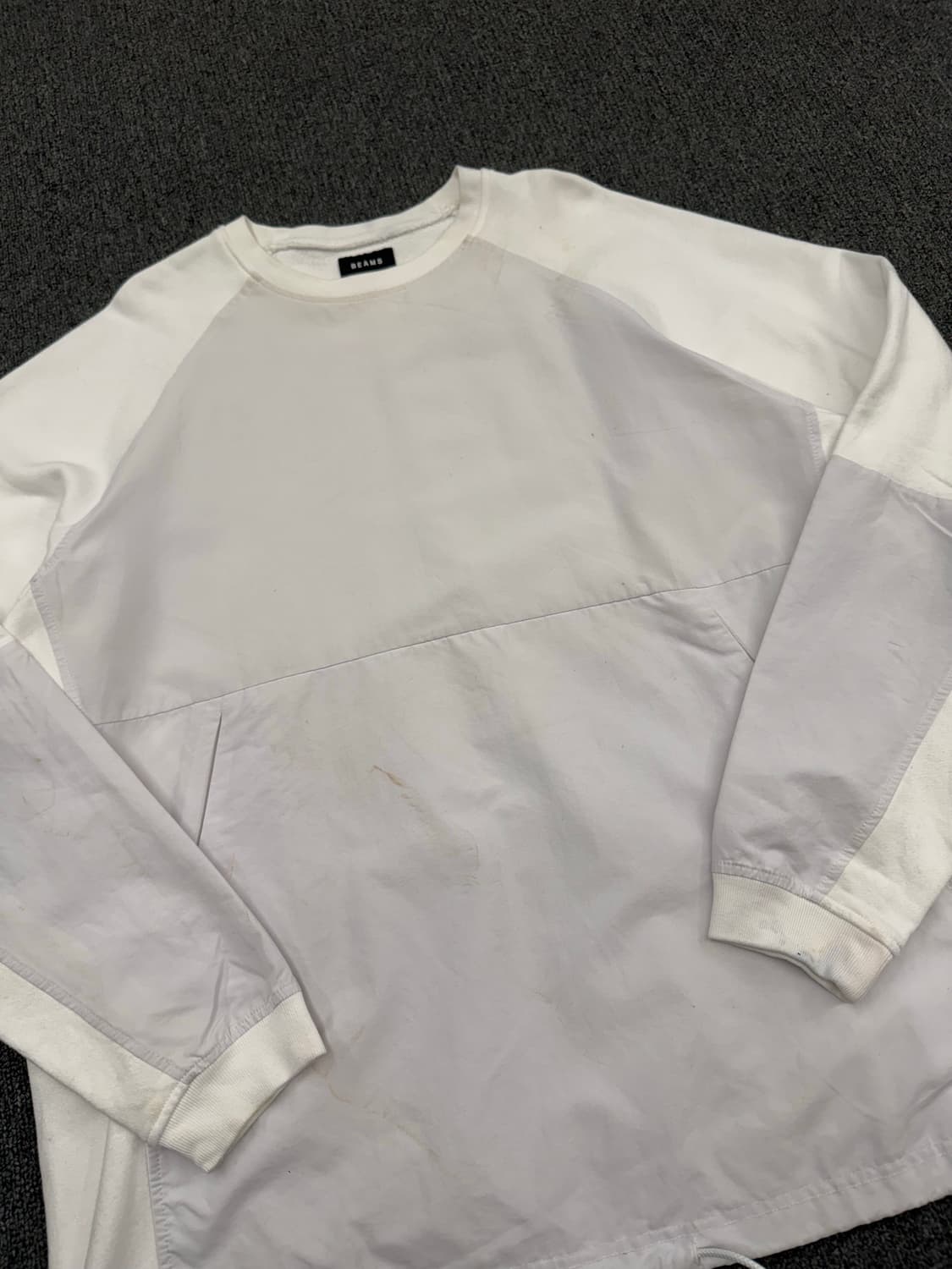 L)빔즈 빈티지 화이트 스웻셔츠 상품이미지3