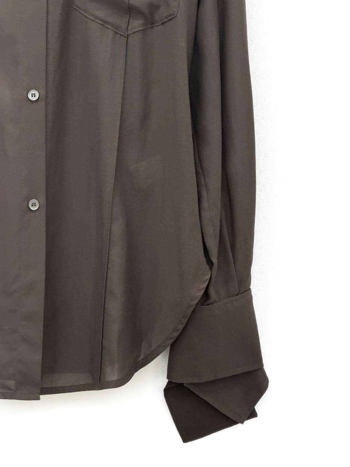 한섬 시스템 재팬 패브릭 플로우 셔츠 상품이미지2