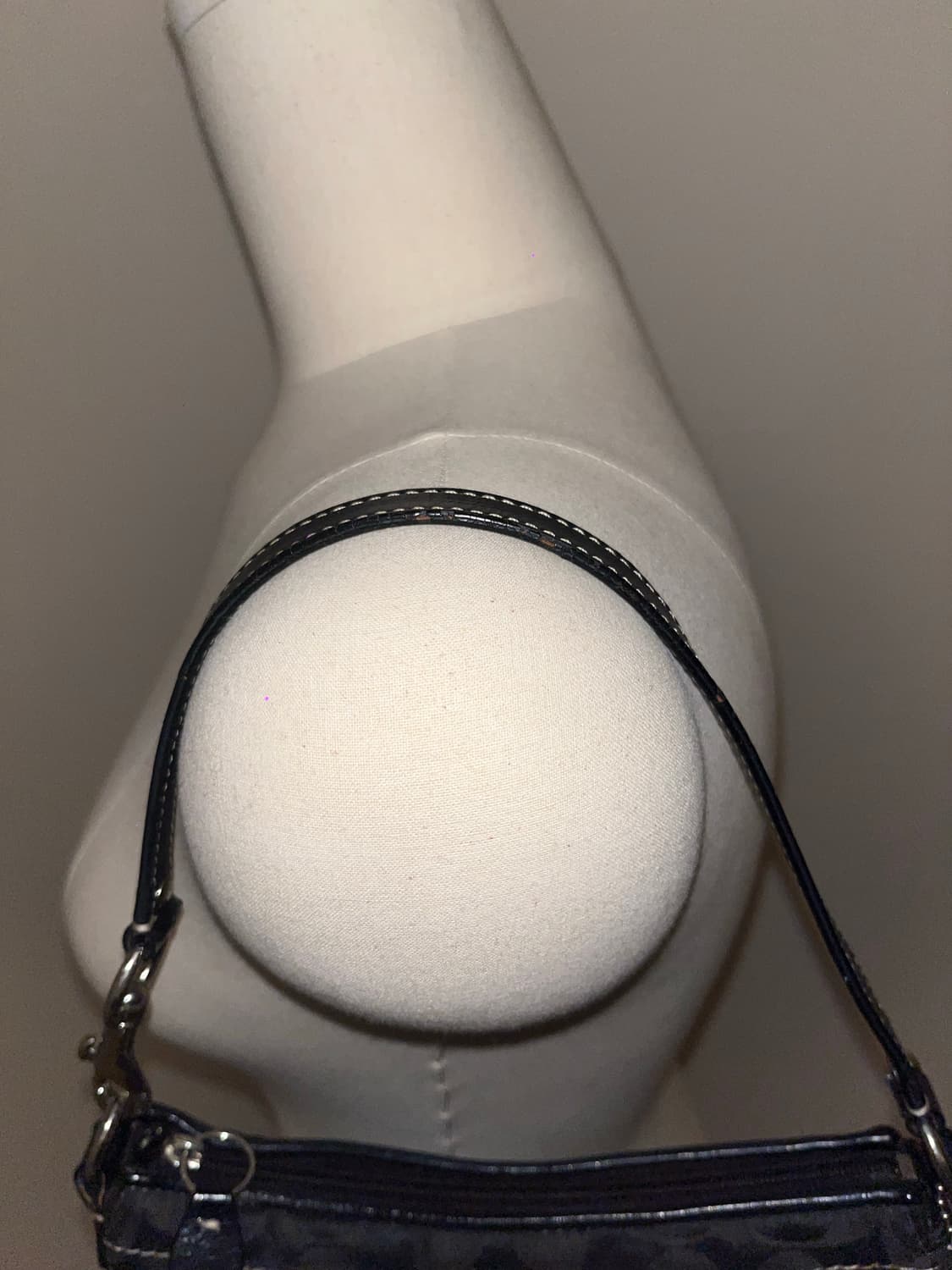 Coach Black Mini Bag 상품이미지5