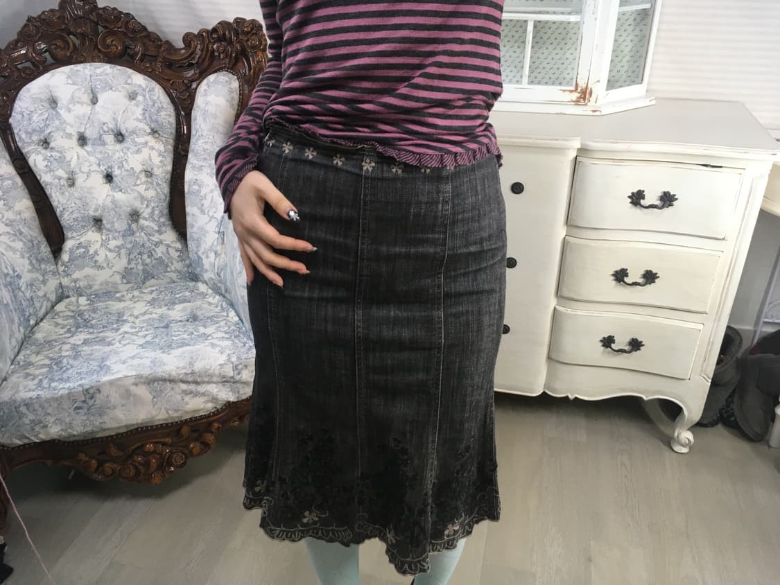 일본빈티지 플라워 자수 데님 미디 스커트 상품이미지4