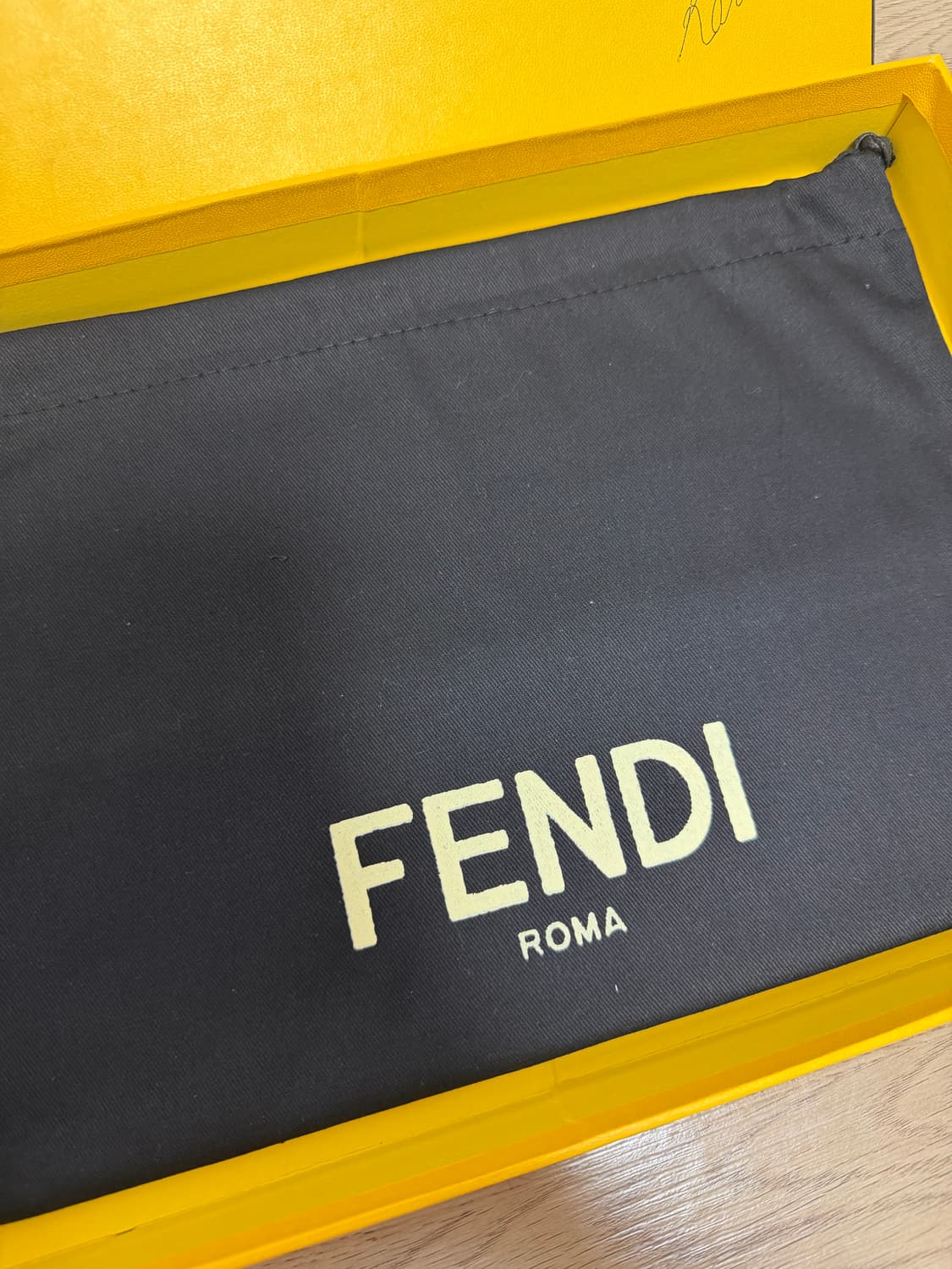 펜디 몬스터 클러치 상품이미지5