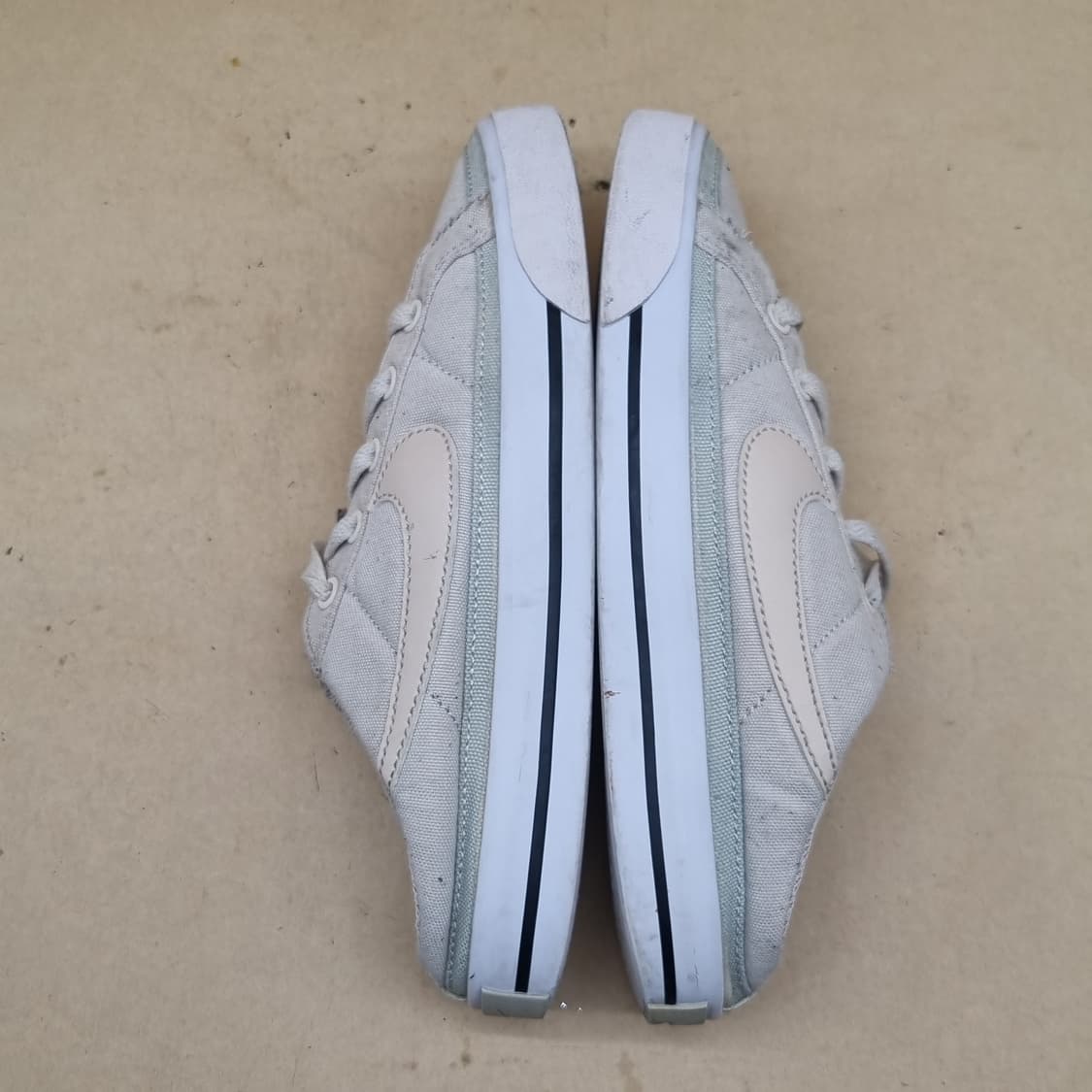 나이키 코트 레거시 여성뮬230 상품이미지5