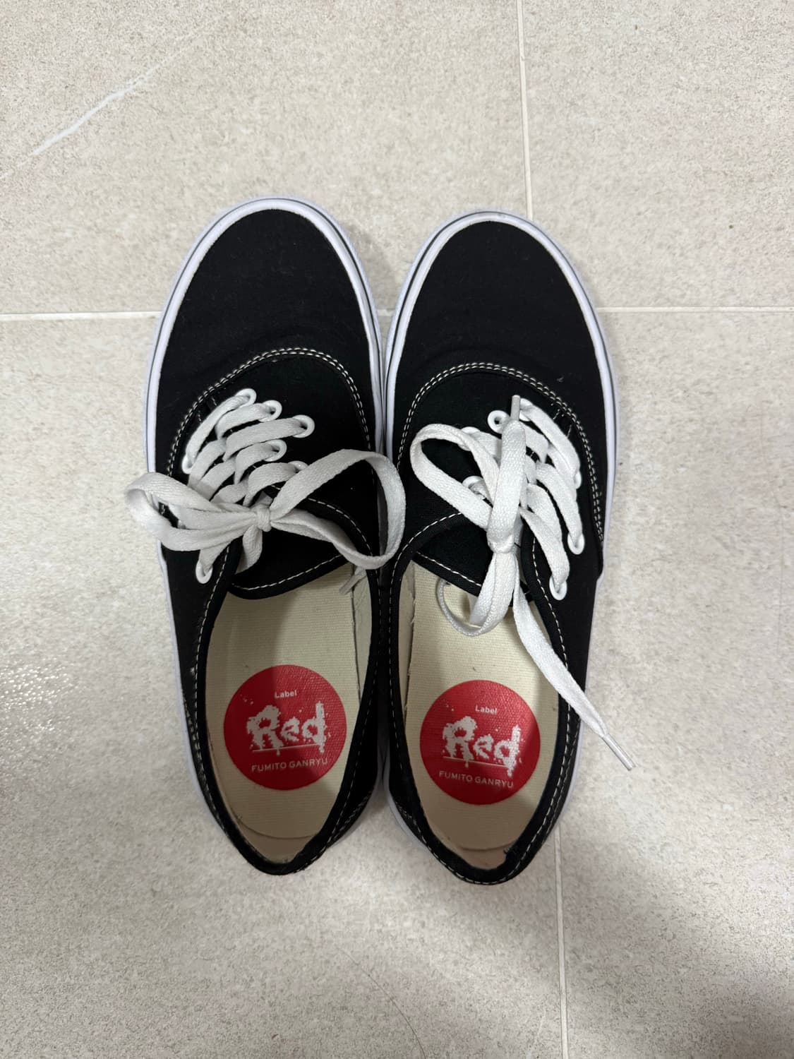 후미토 간류 그래피티 데크 슈즈 블랙 화이트 270 상품이미지1