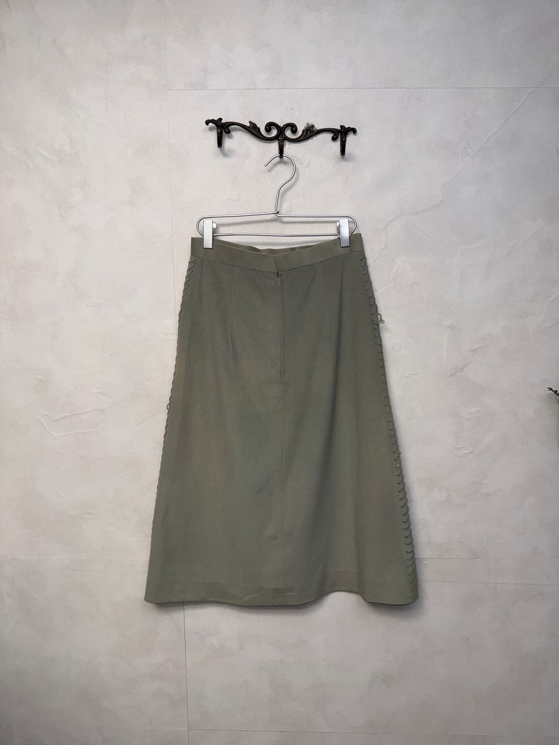 Mute mint stitch laceup midi skirt 상품이미지3