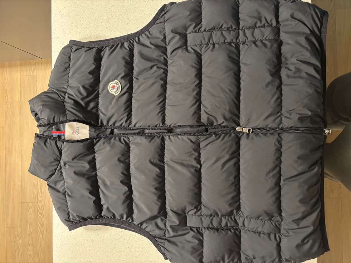 몽클레르 패딩조끼 5사이즈 상품이미지1