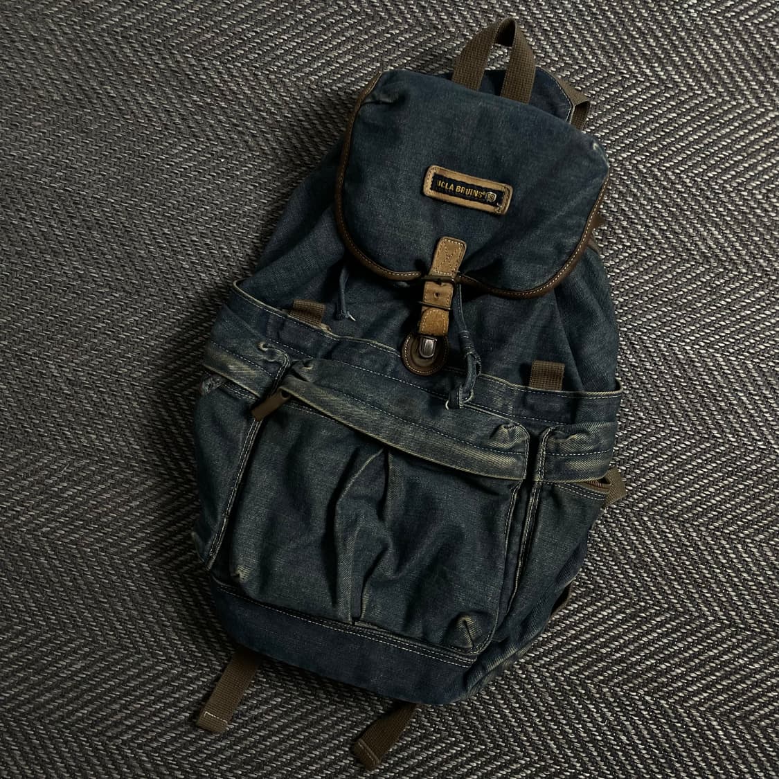 00s UCLABRUINS y2k 올드스쿨 빈티지 데님 백팩 y 4415 상품이미지1