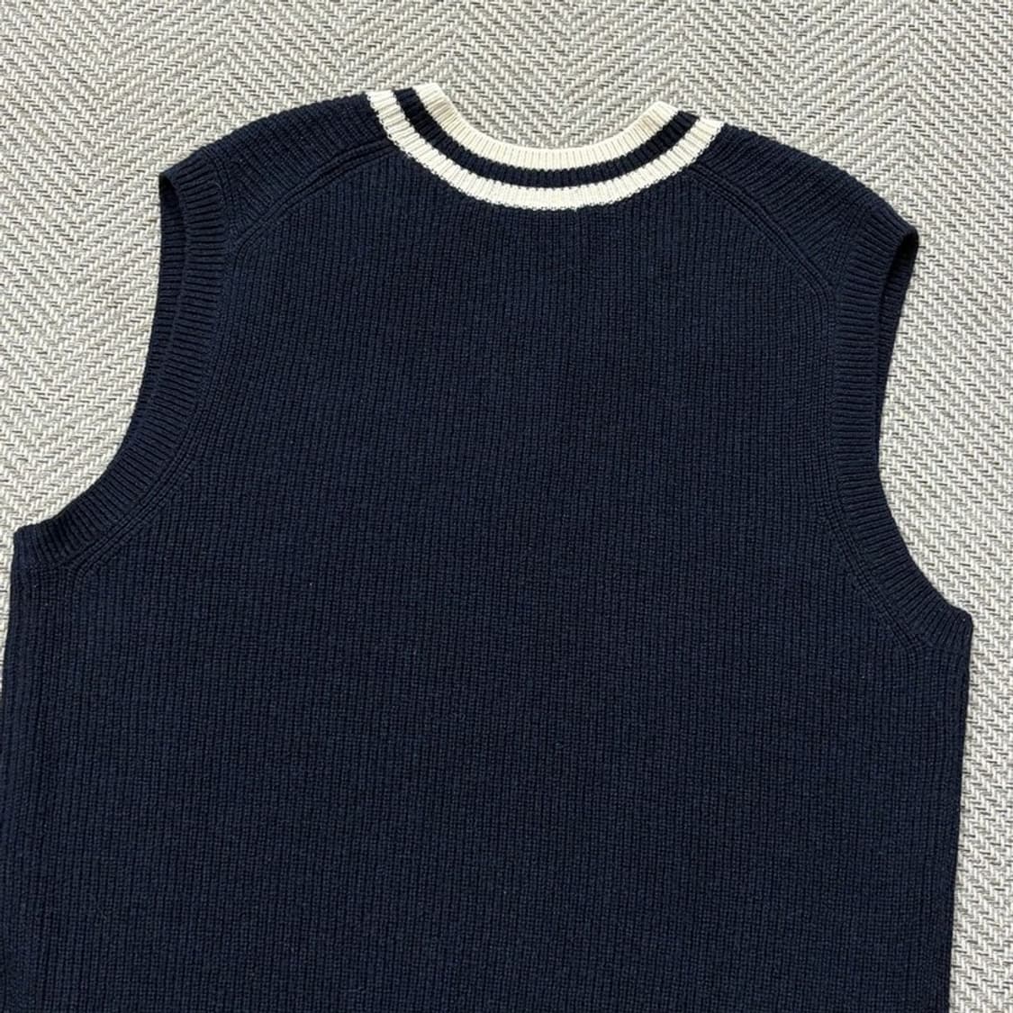 캉골 베이직 로고 니트 베스트 v2975  상품이미지4