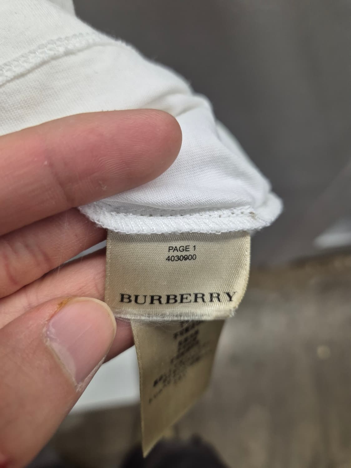 버버리 화이트 플라워 스팽글 반팔티 S 상품이미지7