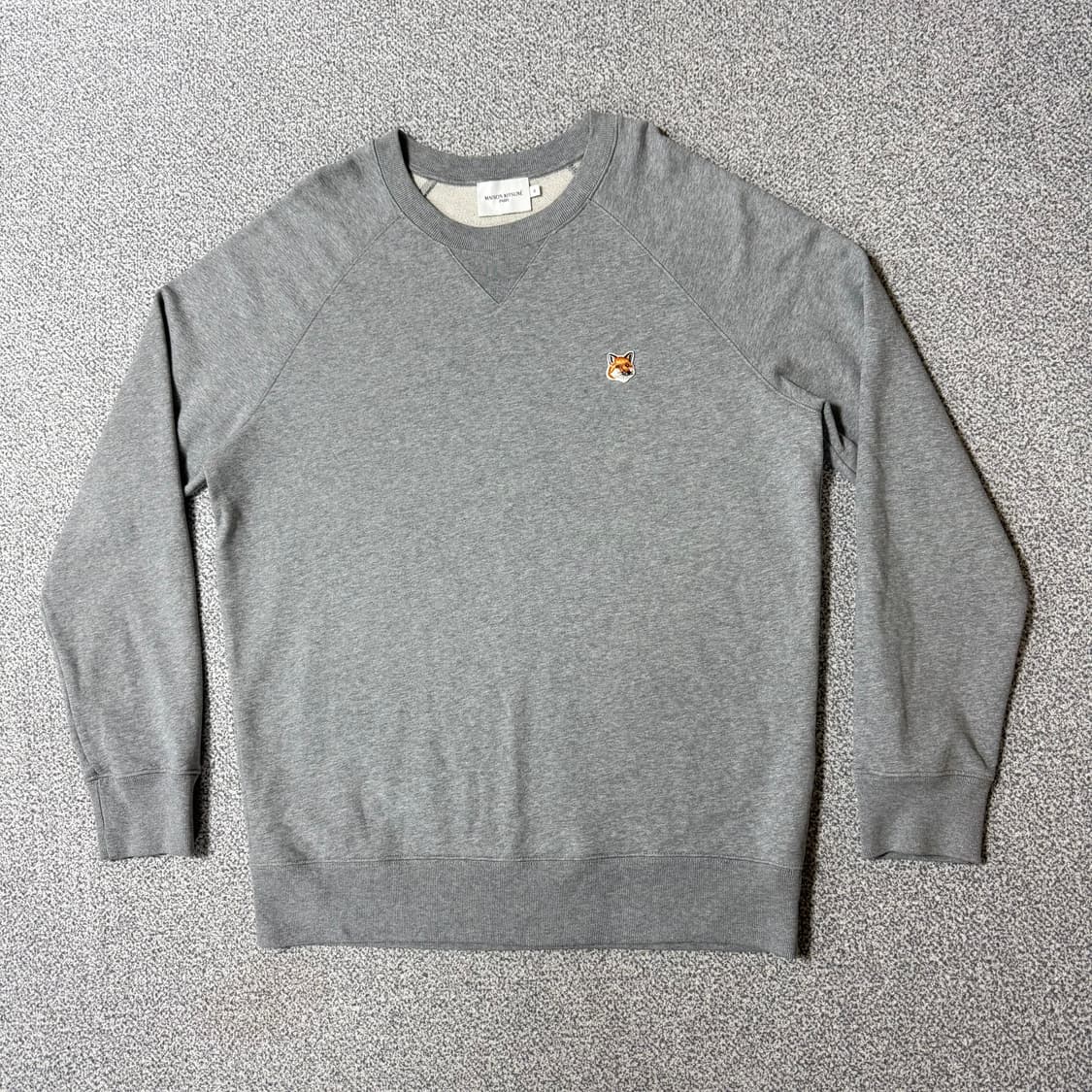 [정가 25만원] 메종키츠네 맨투맨 스웻셔츠 XL 상품이미지1