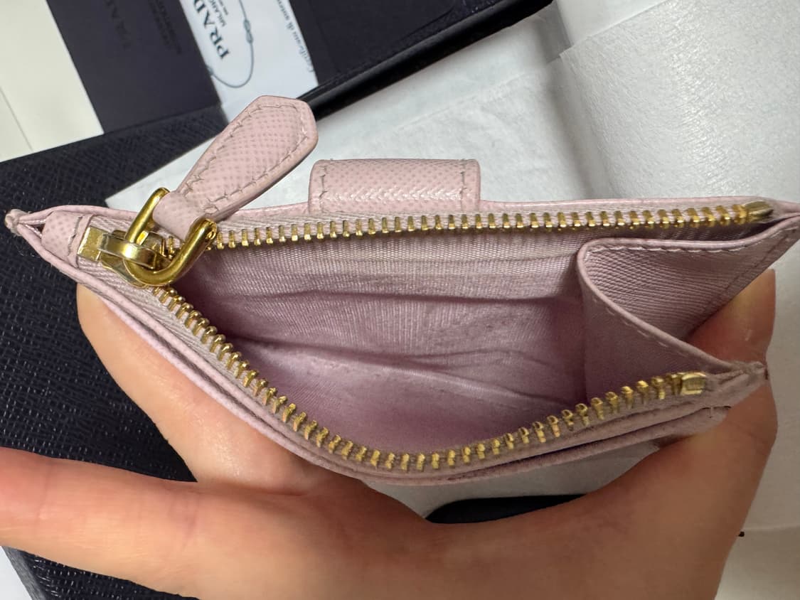 정품 프라다 카드지갑 반지갑 지퍼지갑 여성지갑 풀박스 상품이미지4