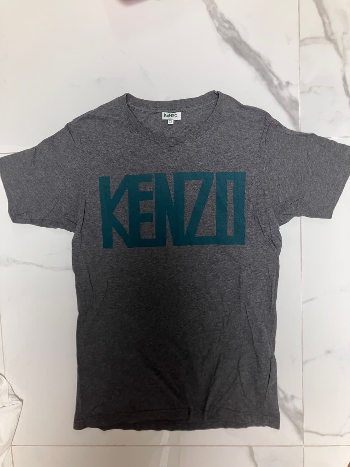 겐조 로고 그래픽 반팔티 남XS 여SM 상품이미지2