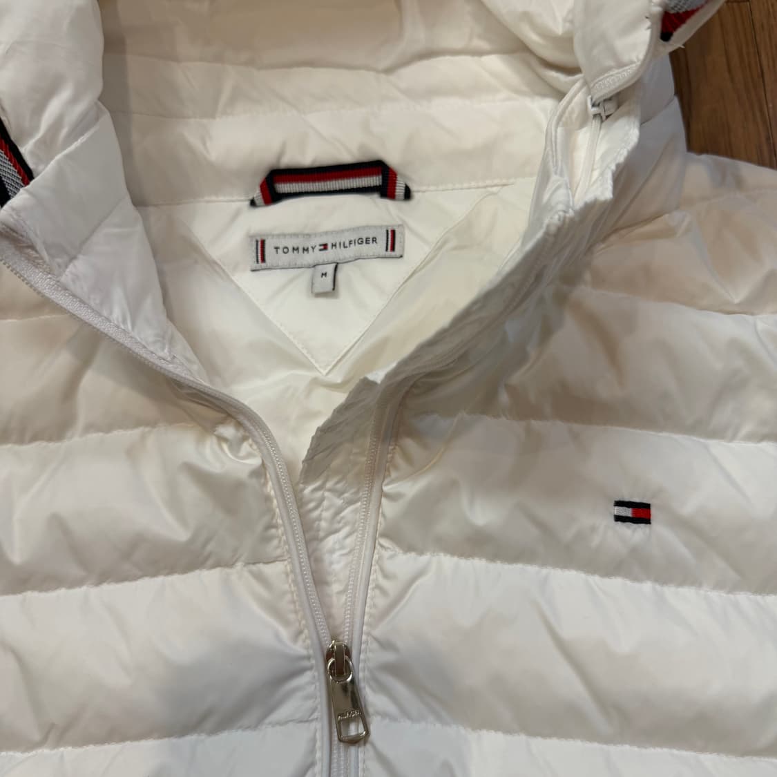 타미힐피거 W 화이트 경량 베스트 상품이미지3