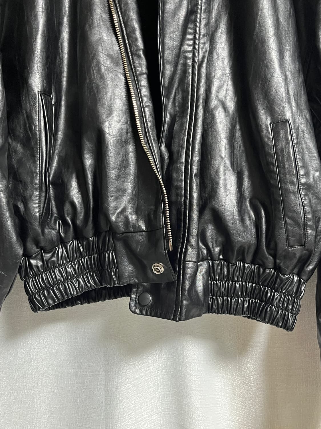 FREE Panini 비건레더 오버핏 가오리핏 크롭 자켓 점퍼 상품이미지3