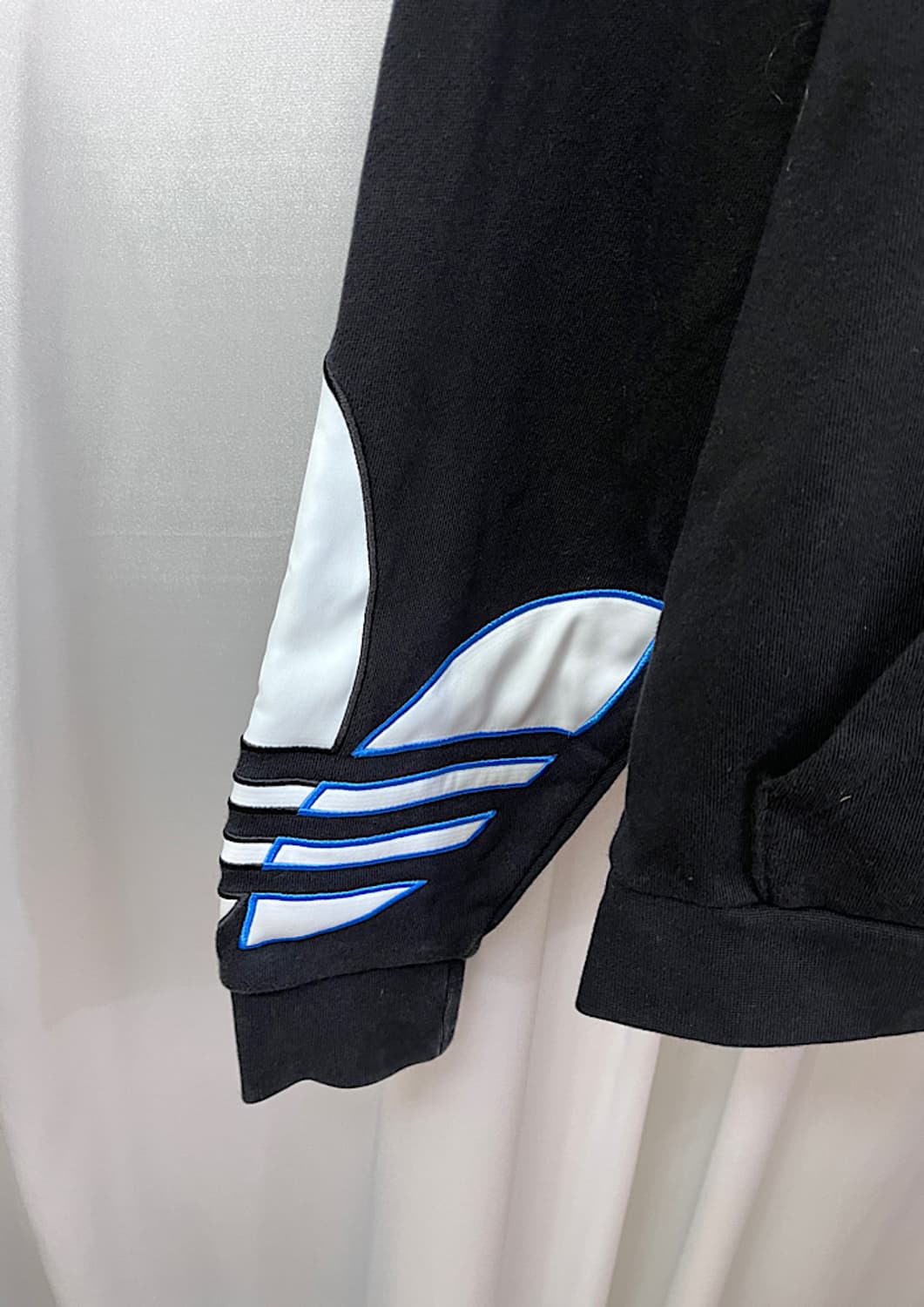 adidas  상품이미지2