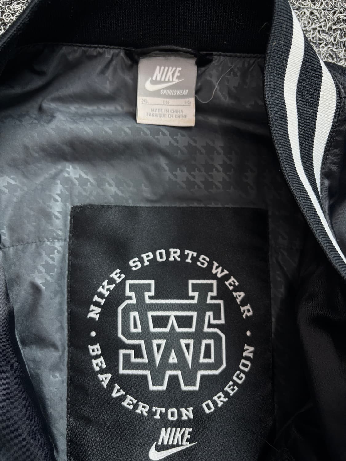 나이키 빅로고 사틴 스타디움 바시티 자켓 2230 상품이미지3