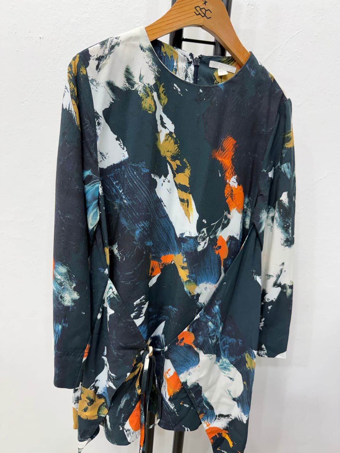 정품) COS 코스 랩 스타일 프린트 블라우스 32 상품이미지2