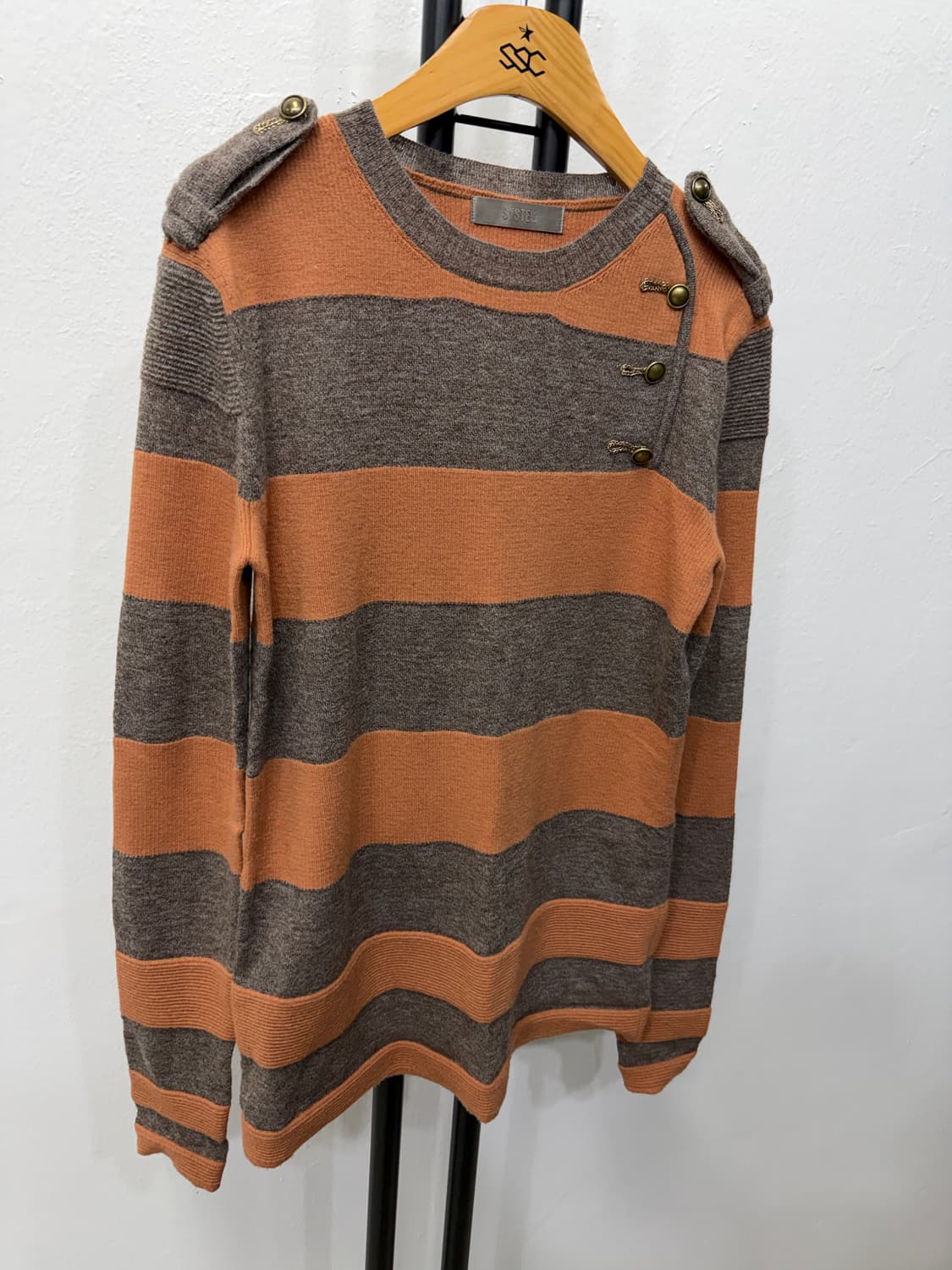 정품) 시스템 한섬 브라운 오렌지 스트라이프 니트 90F 상품이미지2