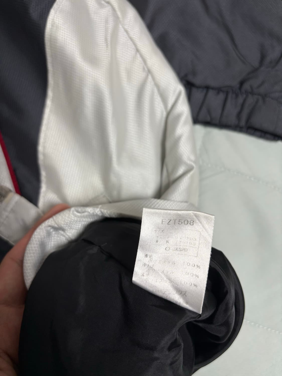 아식스 올드스쿨 바람막이 105 상품이미지6