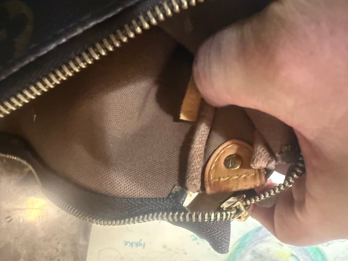 정품 루이비통 에바 클러치 팝니다 상품이미지8