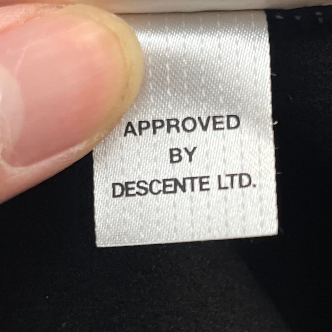 데상트 여성 후드집업 xs (80) 상품이미지6