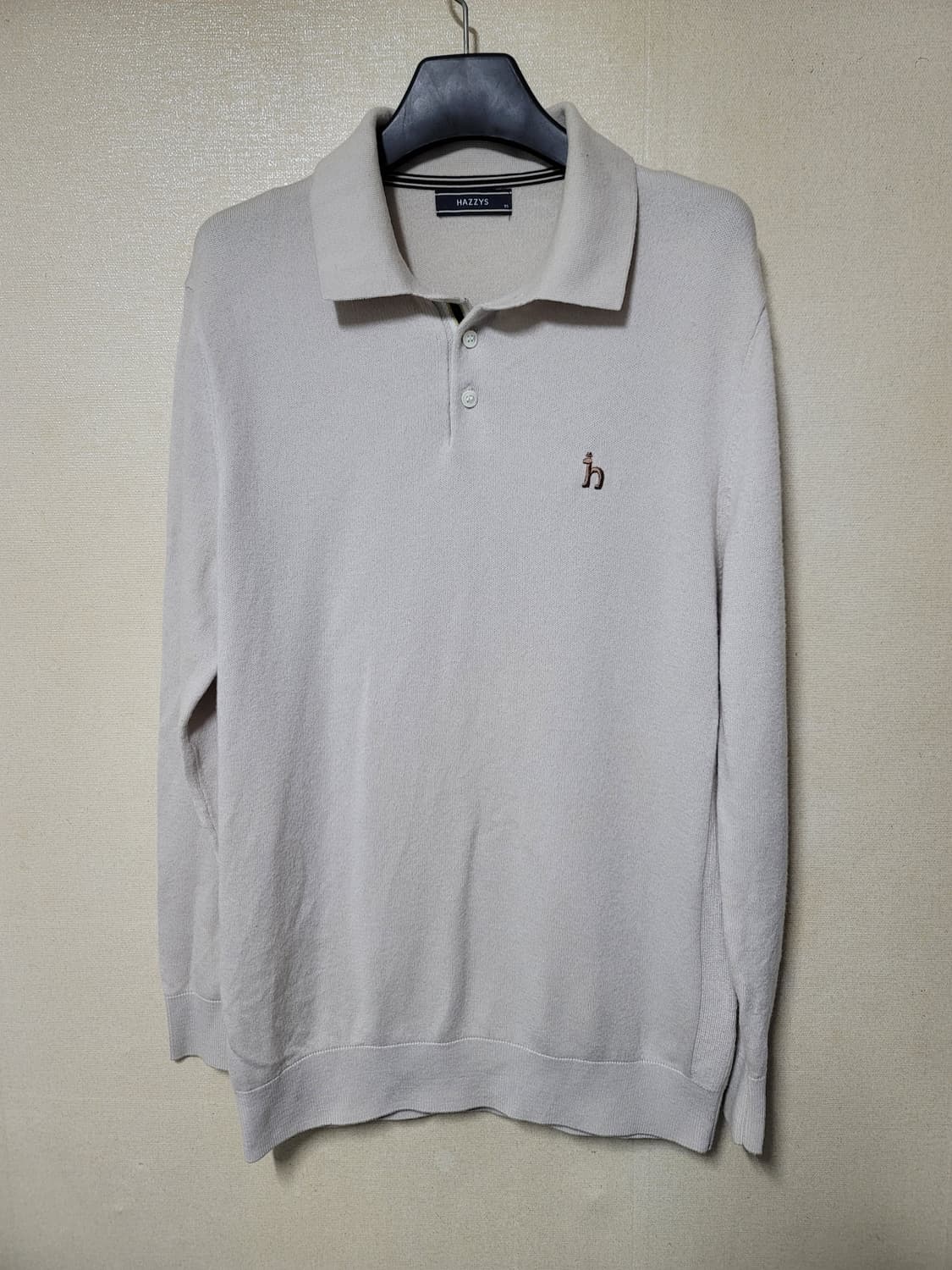 헤지스 긴팔 카라 니트 상품이미지1