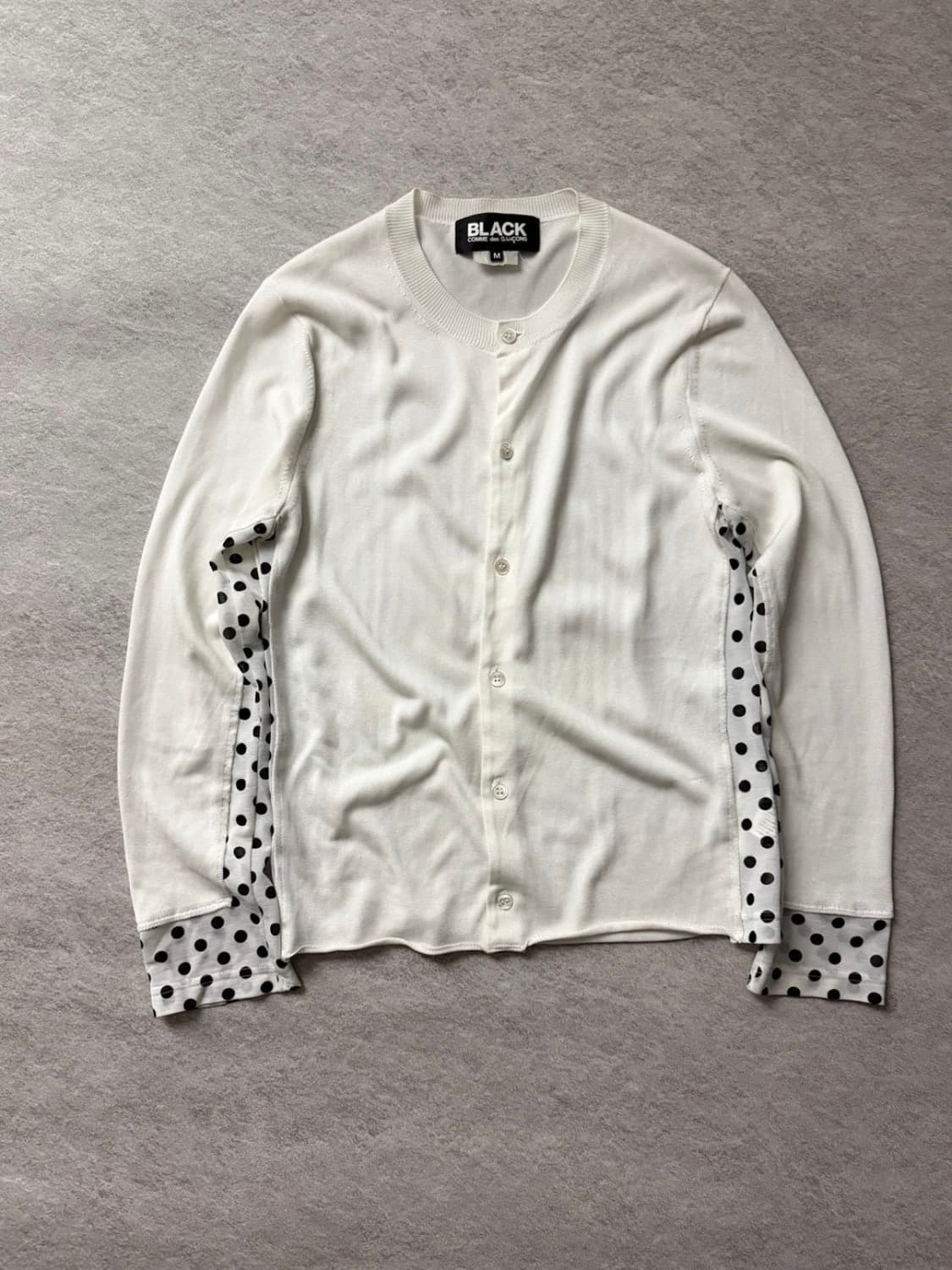 꼼데가르송 도트 가디건 상품이미지1
