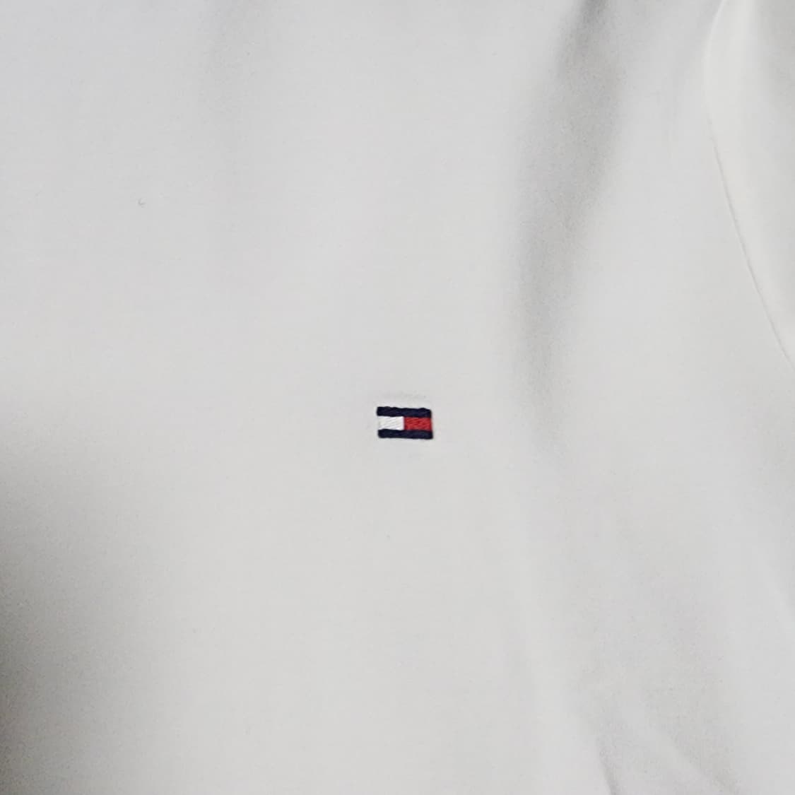 미사용) 타미힐피거 코튼 긴팔티셔츠
M 상품이미지5