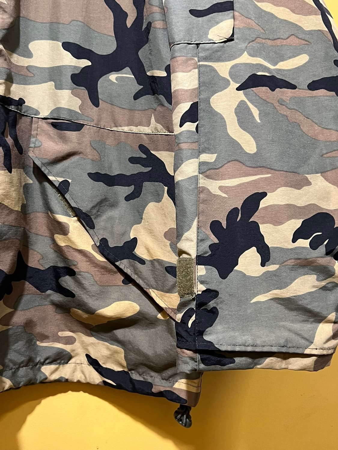 [L] 우드랜드 패턴 카모 바람막이 후드 자켓 상품이미지8