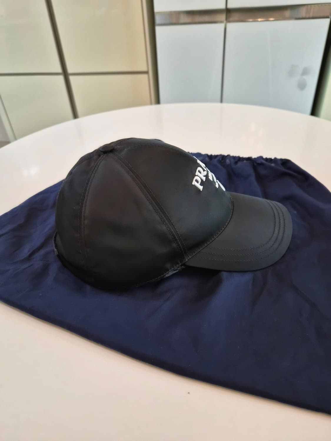 (정품) 프라다 시그니처로고 리나일론 모자 상품이미지4