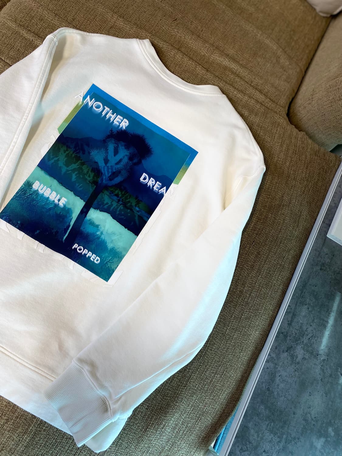 타임옴므 맨투맨 x 아티스트 이경돈 콜라보 상품이미지1