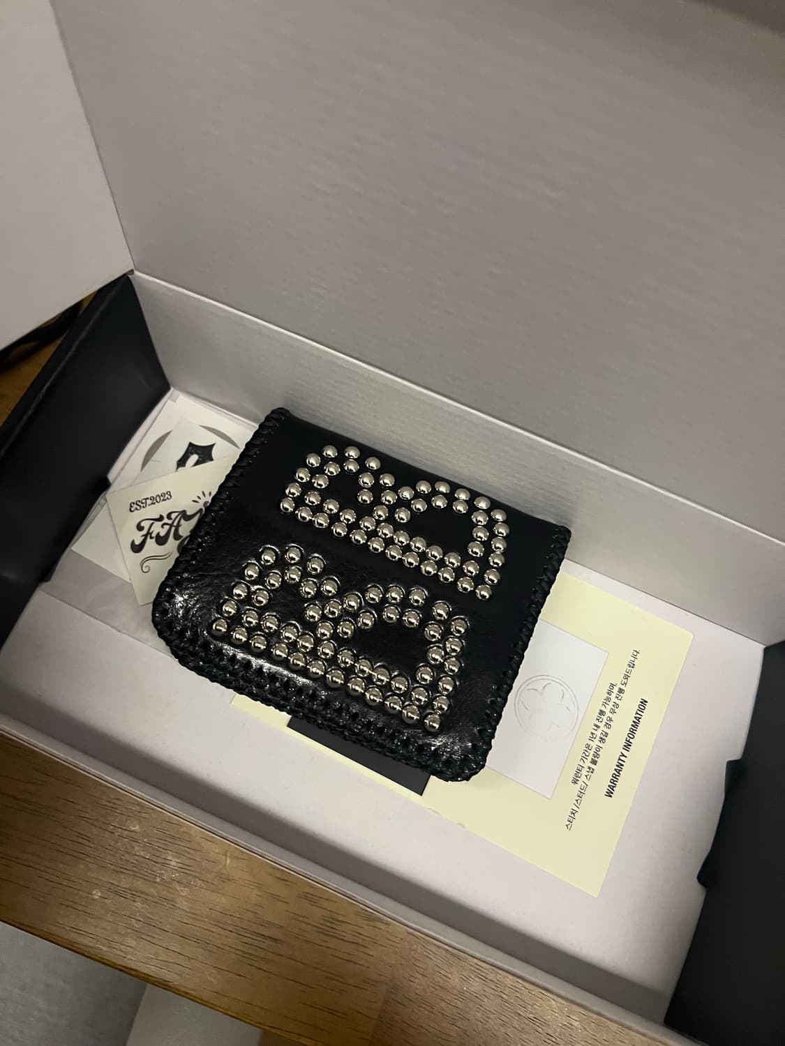 스터드 지갑 stud wallet 상품이미지4