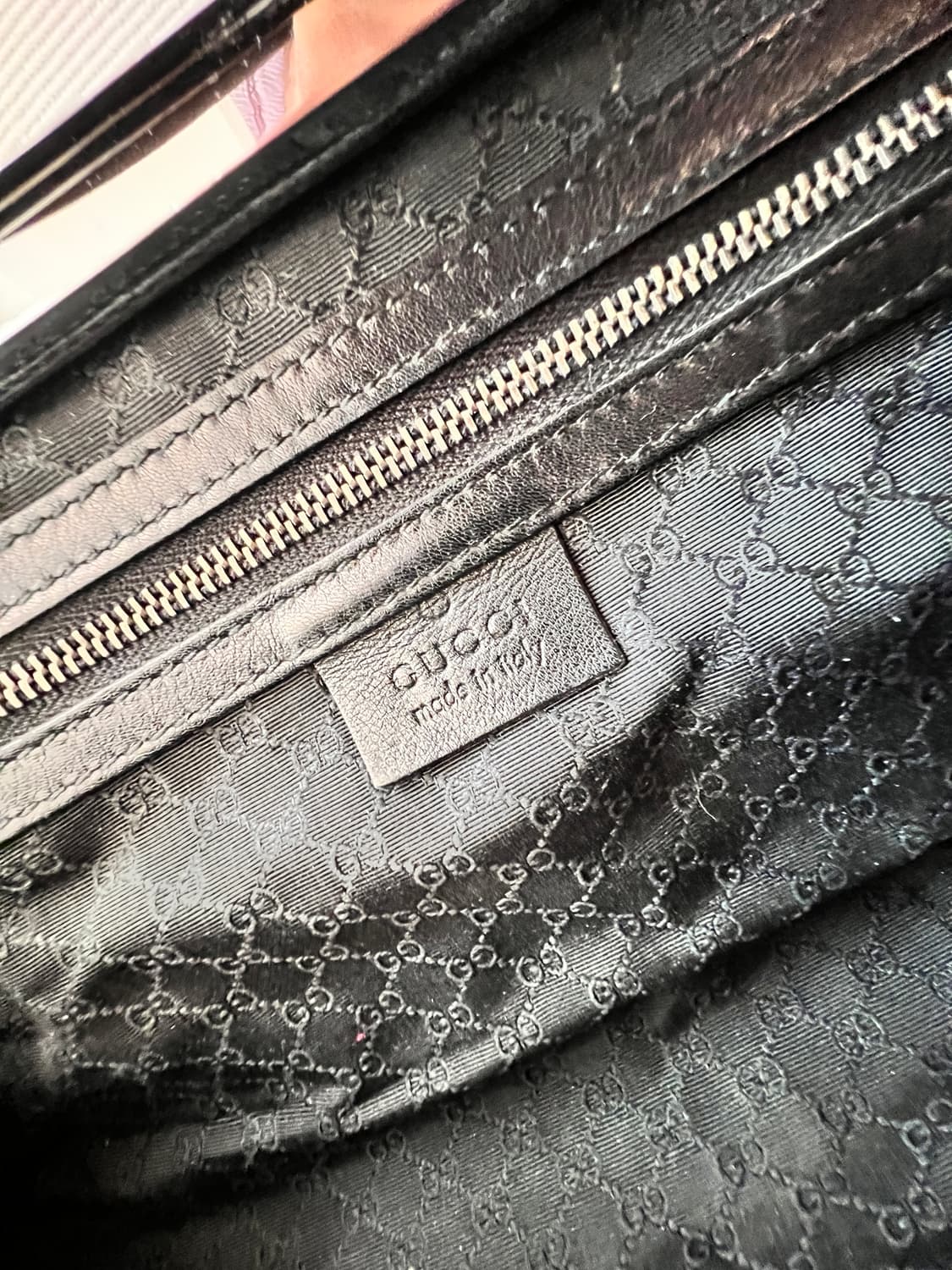 구찌 빈티지 블랙 레더 이스트웨스트 숄더백 상품이미지5