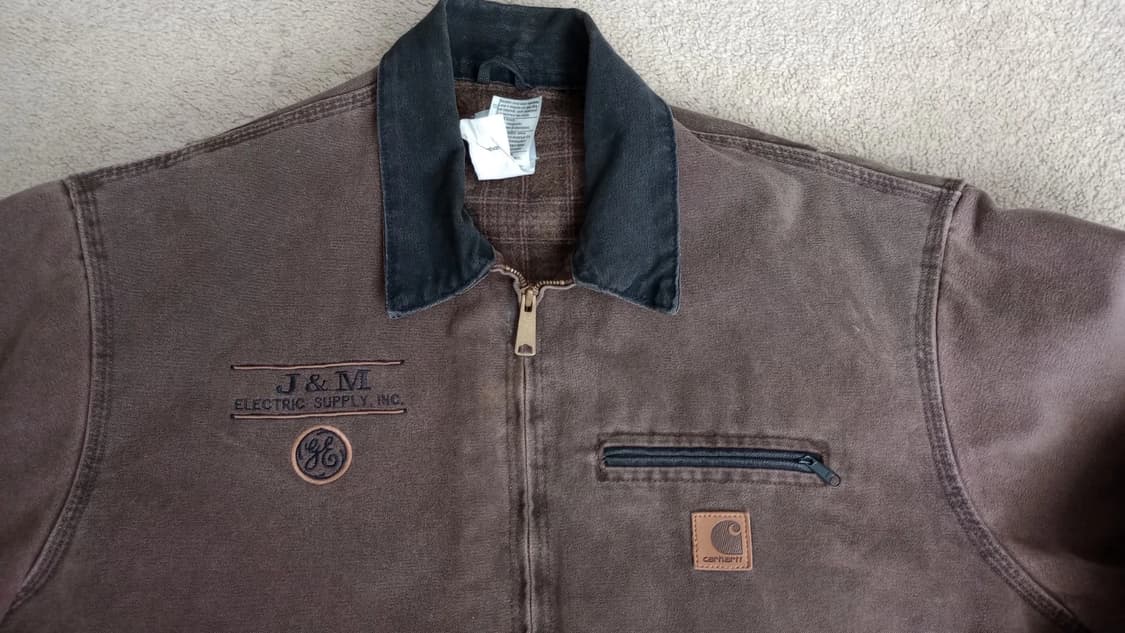칼하트 J97 디트로이트 J&M 일렉트릭 서플라이 커스텀 자켓 체스트넛 상품이미지3