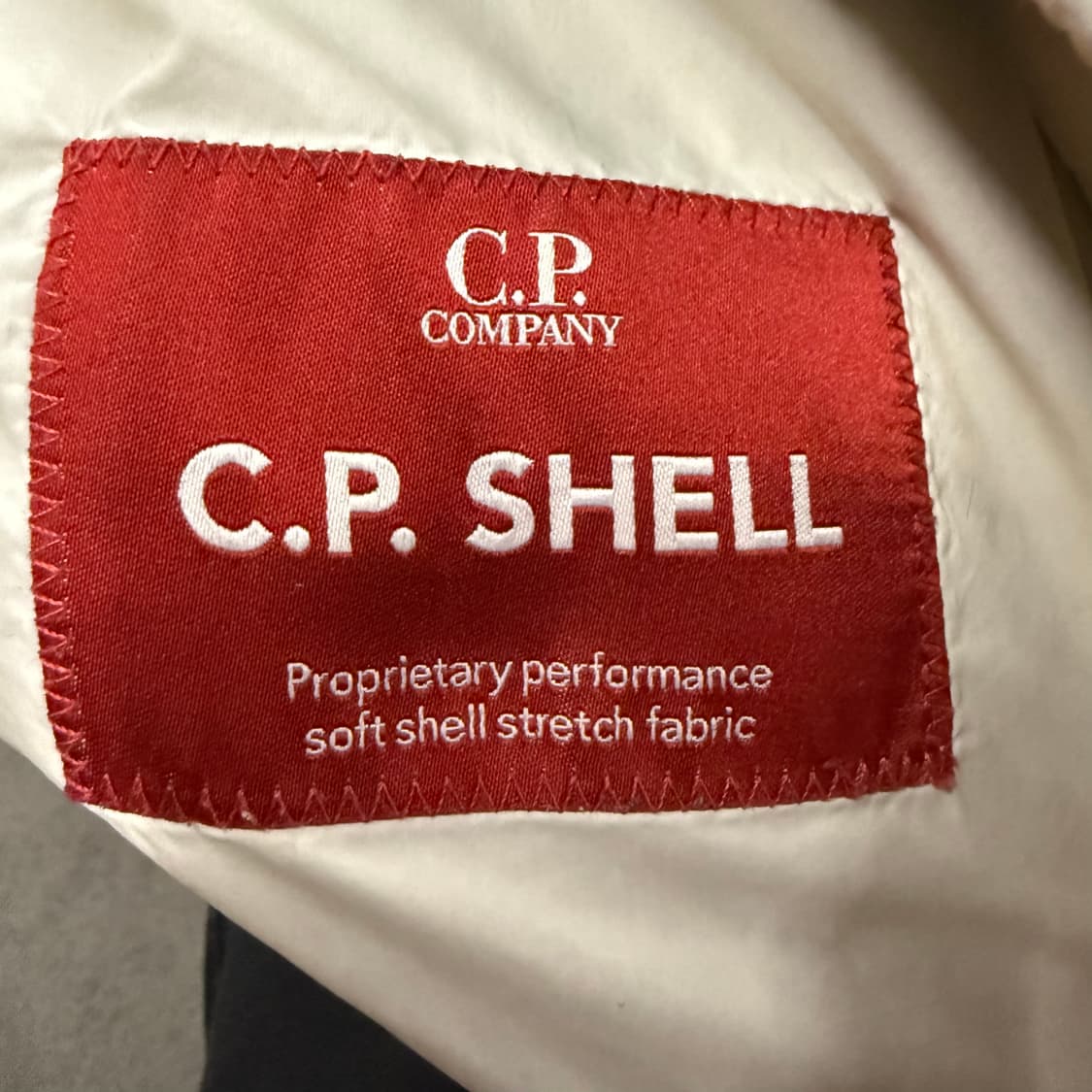 [정품] CP 컴퍼니 고글 패딩 조끼 아이보리 c1 상품이미지7