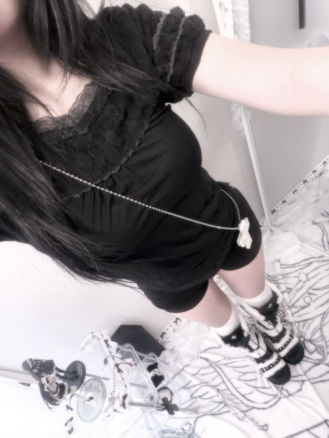 엑시즈팜 공겜여주 로걀 레이스 로즈 반팔 상품이미지2