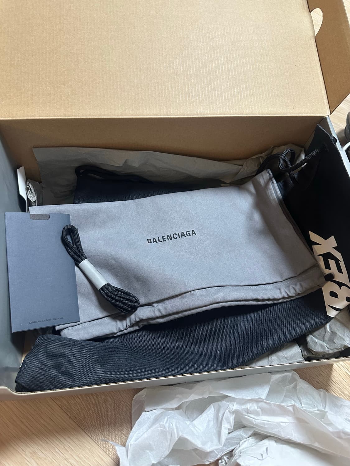 발렌시아가 타이렉스 46사이즈 상품이미지4