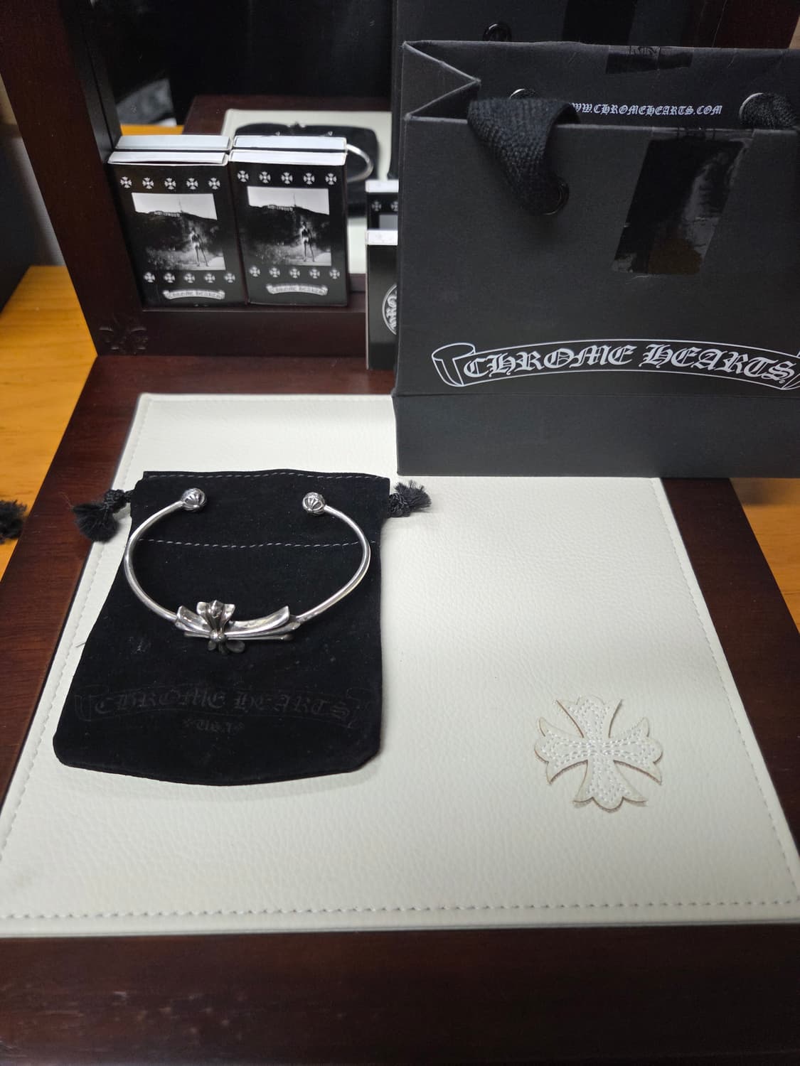 크롬하츠 크로스 뱅글 팔찌 상품이미지2