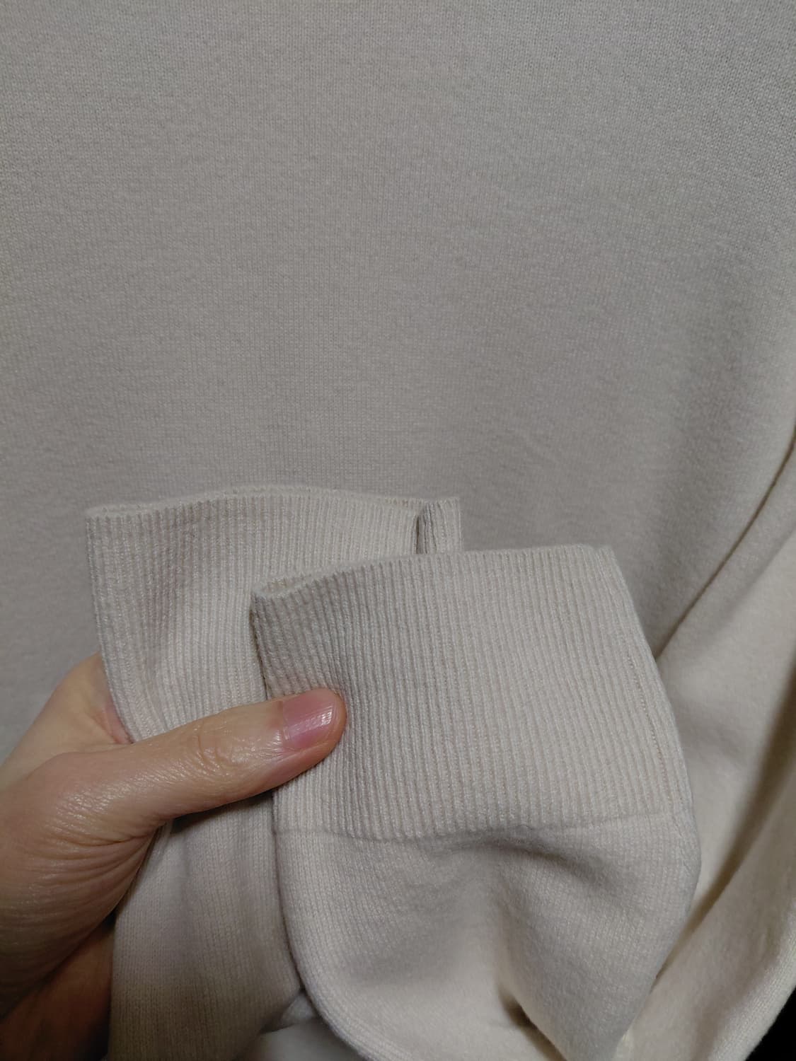 [유니클로]캐시미어100 라운드넥 니트 L(100)사이즈 상품이미지6