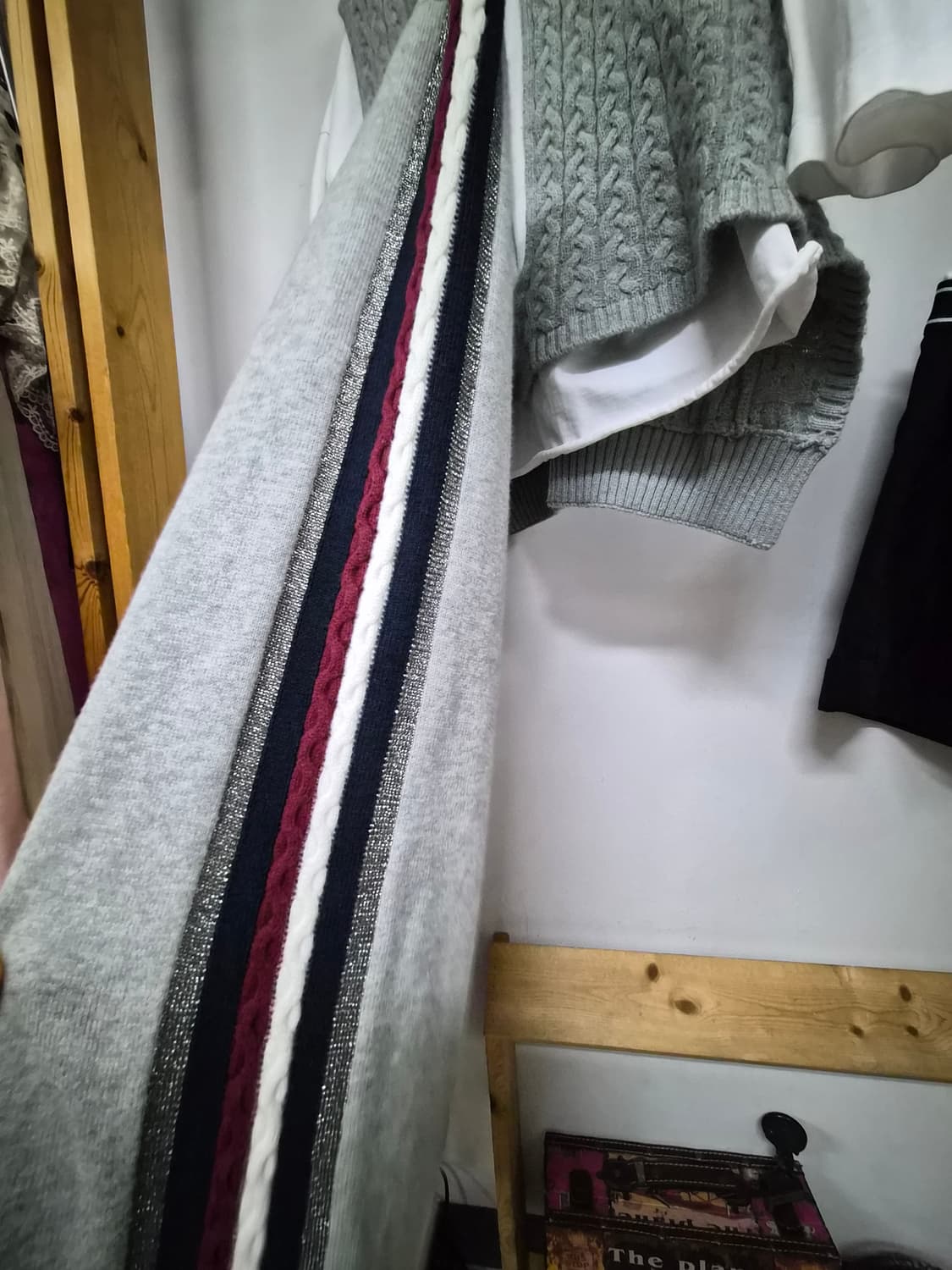 타미힐피거 icons 조거팬츠. SJYP 케이블 니트 베스트 상품이미지3