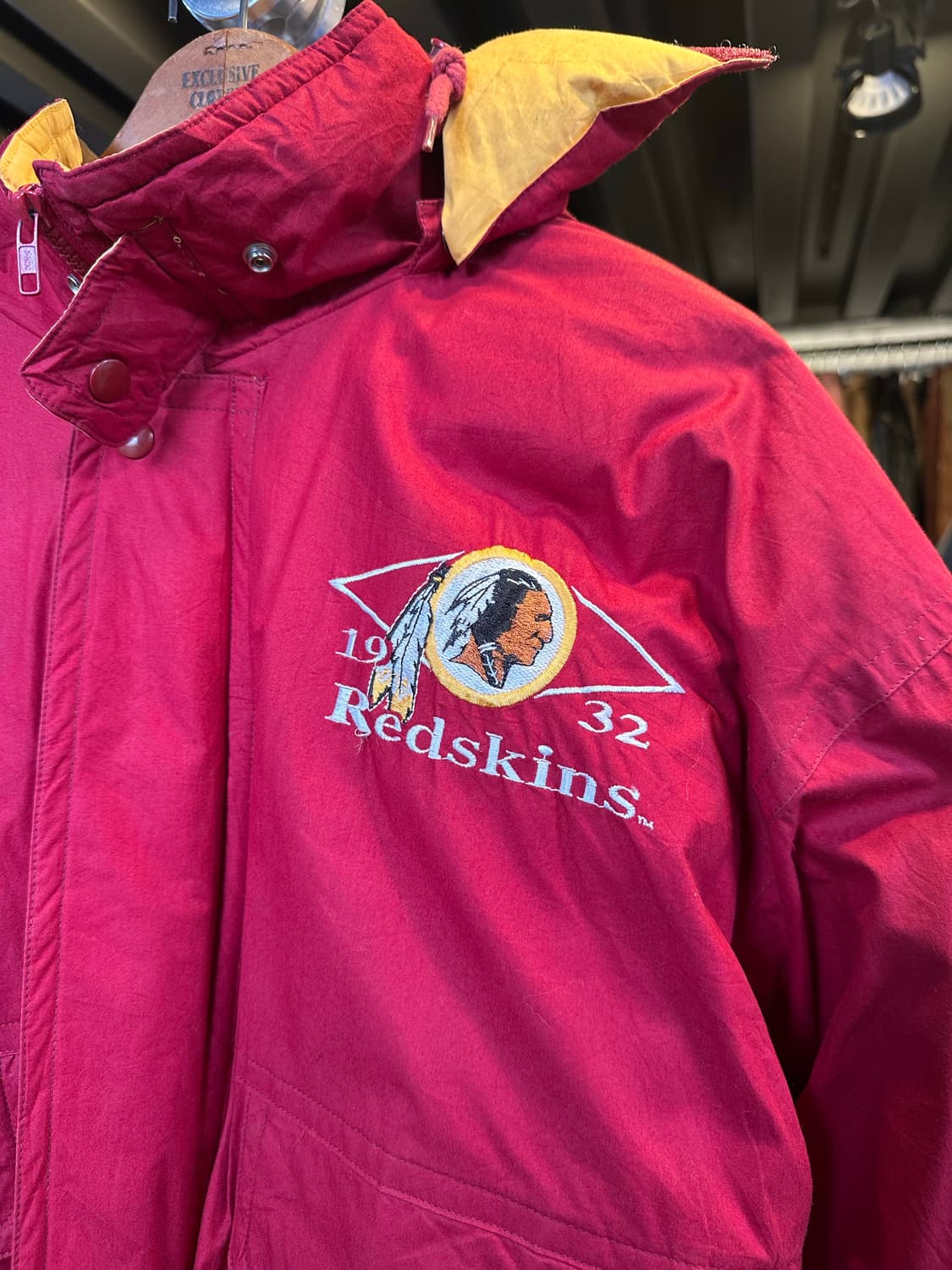 90s NFL 워싱턴 커맨더스 덕 다운 구스 자켓 상품이미지4