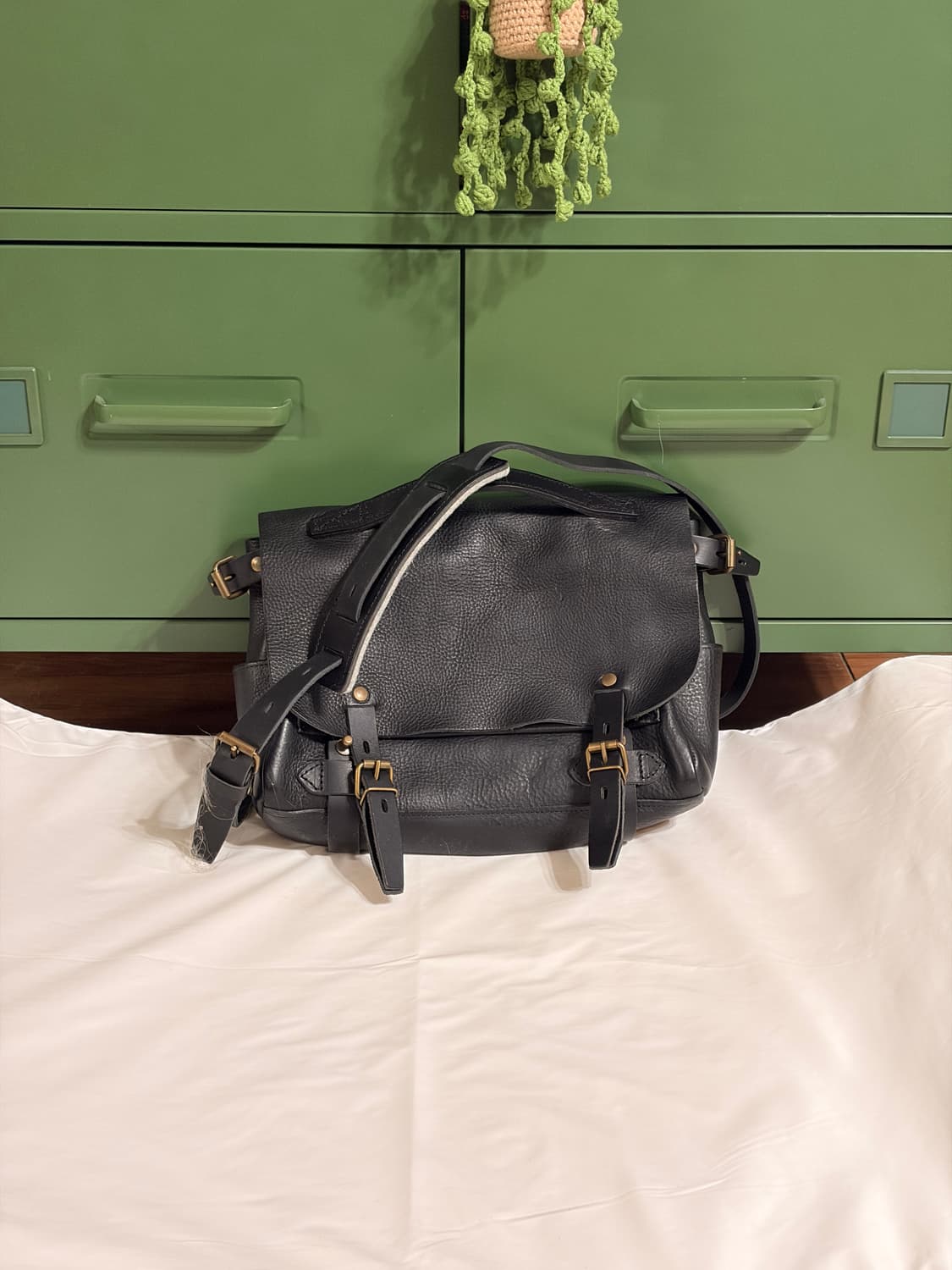 블루드쇼프 이클레어 사첼백 S - 누아르 블랙 상품이미지1