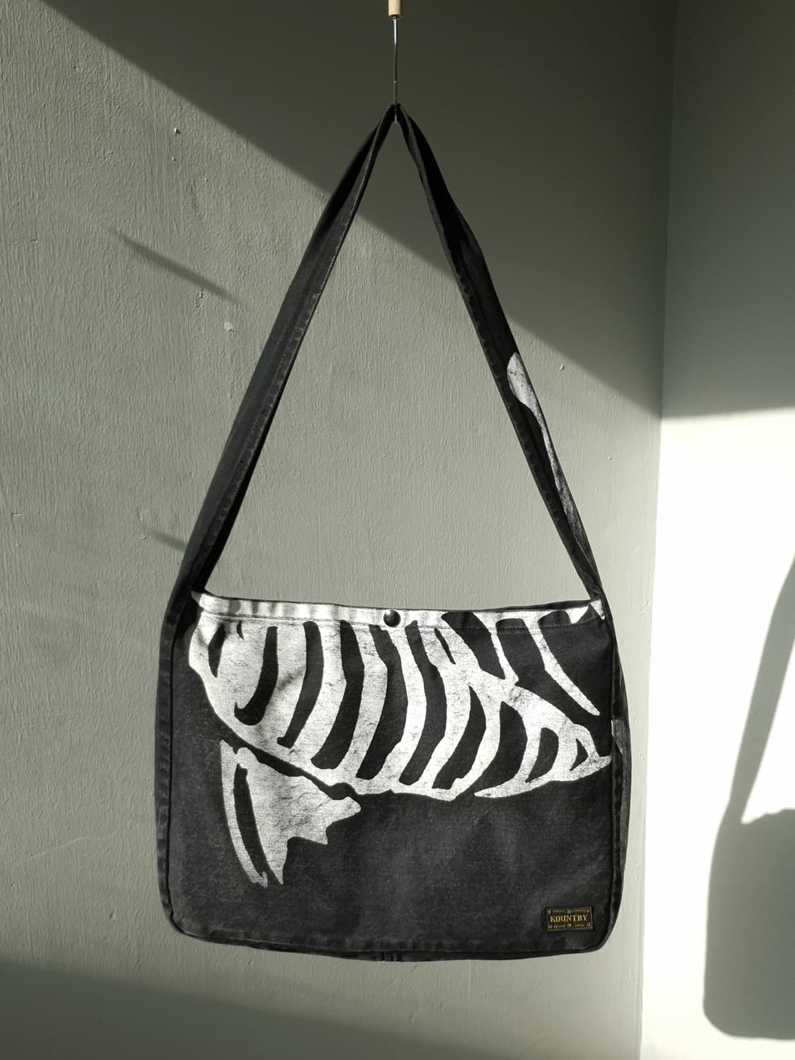 KAPITAL denim Bone Print Book Bag 상품이미지2