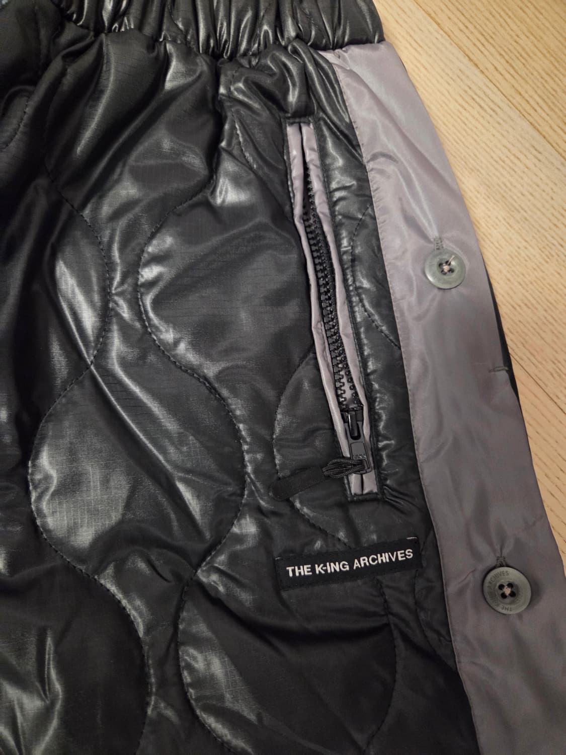 더 킹 아카이브 퀄팅 바지 상품이미지4