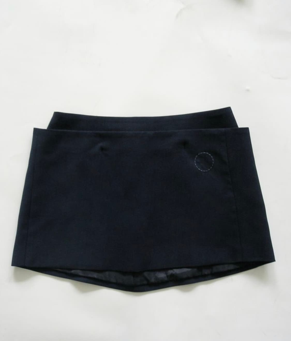 에옹쓰 카프리 미니스커트 딥네이비 2 상품이미지2