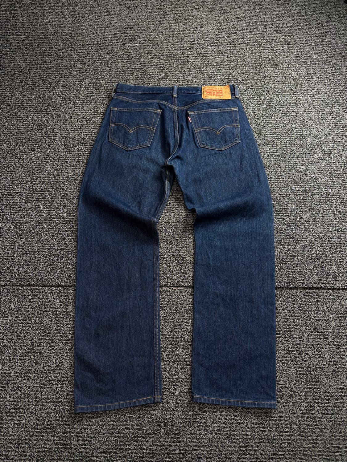 리바이스 501 레귤러핏 인디고 데님 팬츠 1513 상품이미지4