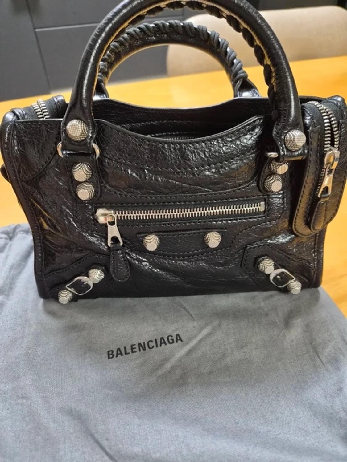 발렌시아가 시티백 미니 블랙 상품이미지2