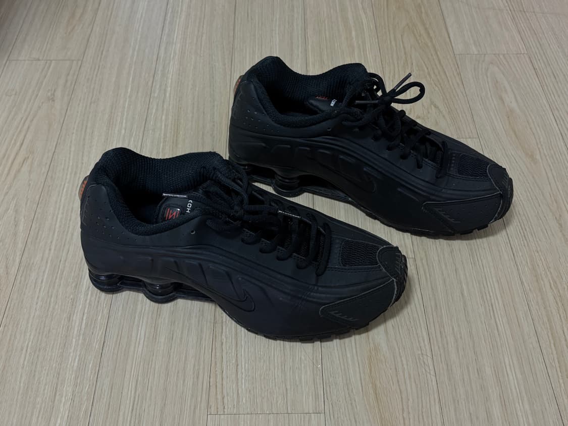 나이키 샥스 R4 블랙 265mm 상품이미지3