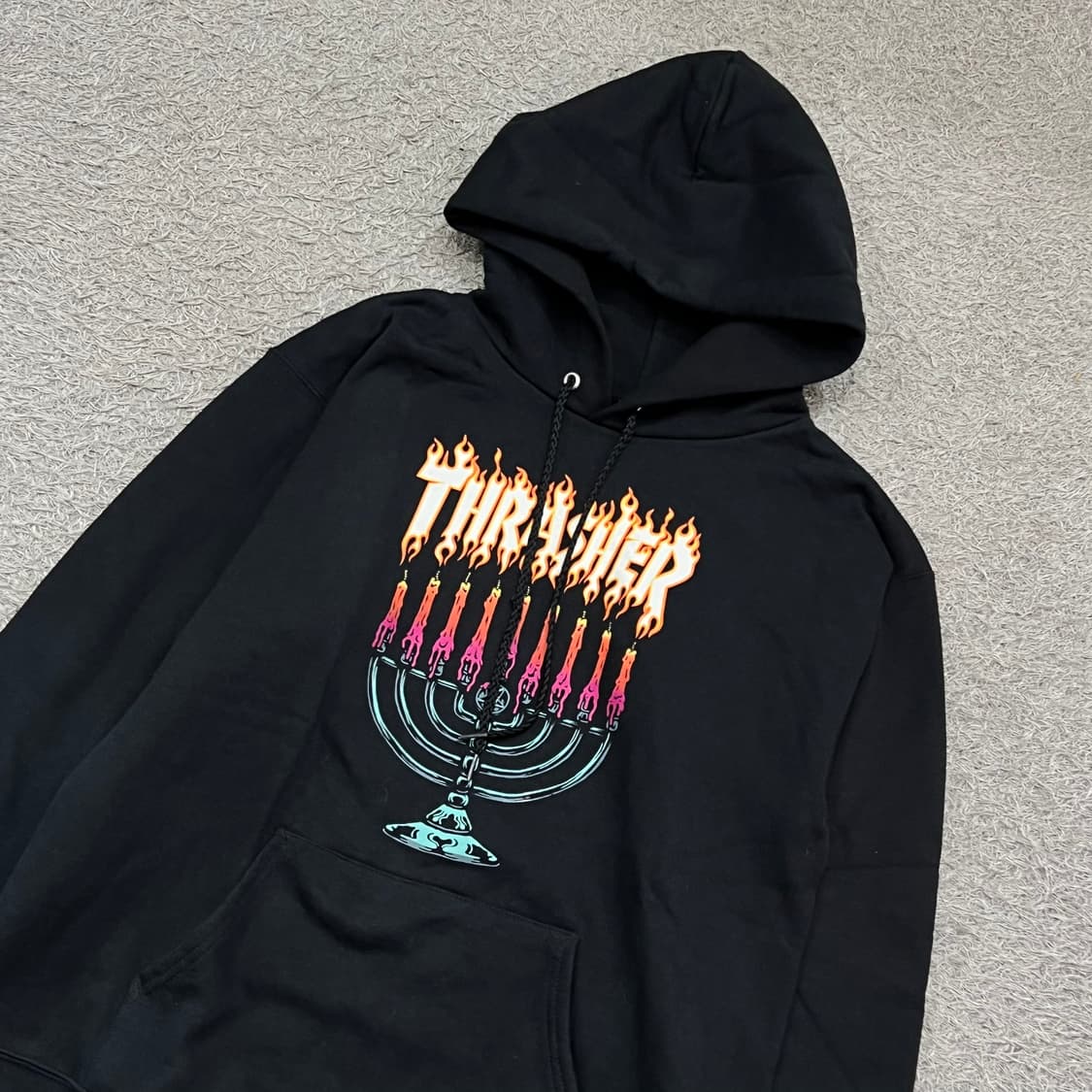 [90] 트레셔 후드티 상품이미지1