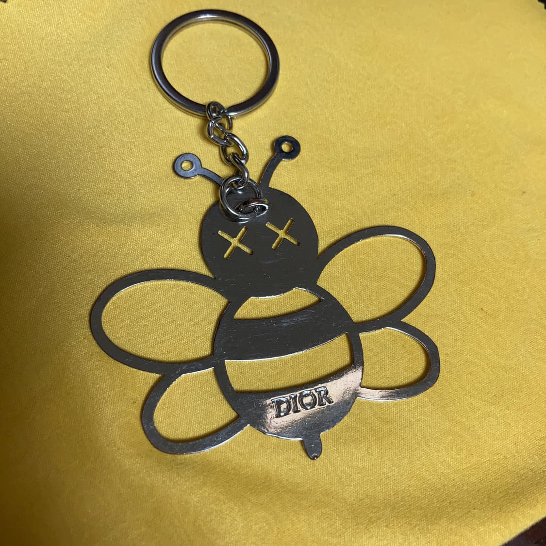 카우스 디올 꿀벌 키링 참 백참 열쇠고리 오브제 상품이미지1